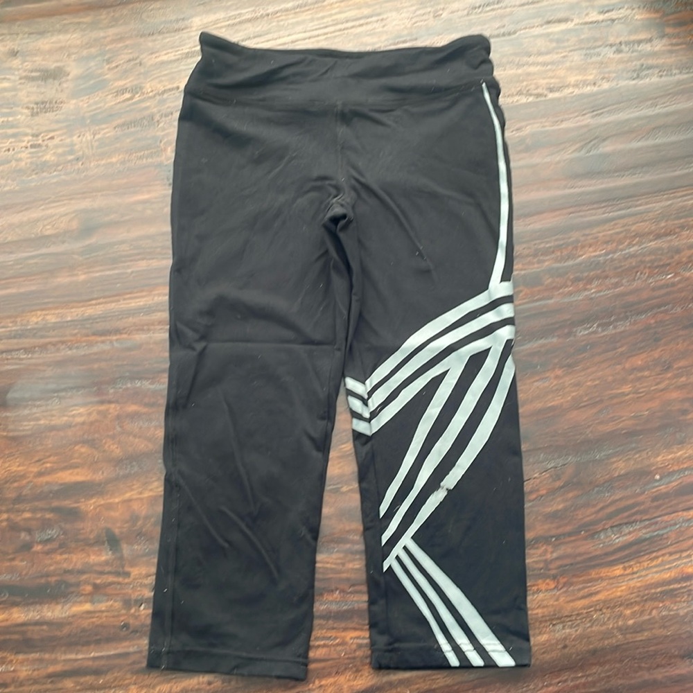 Triple Flip Capris